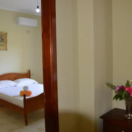 Aparthotel Mirror Ksamil - Zervo Sarande